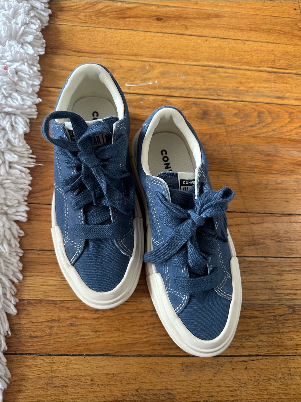 Women's Blue Converse All Stars Trainers